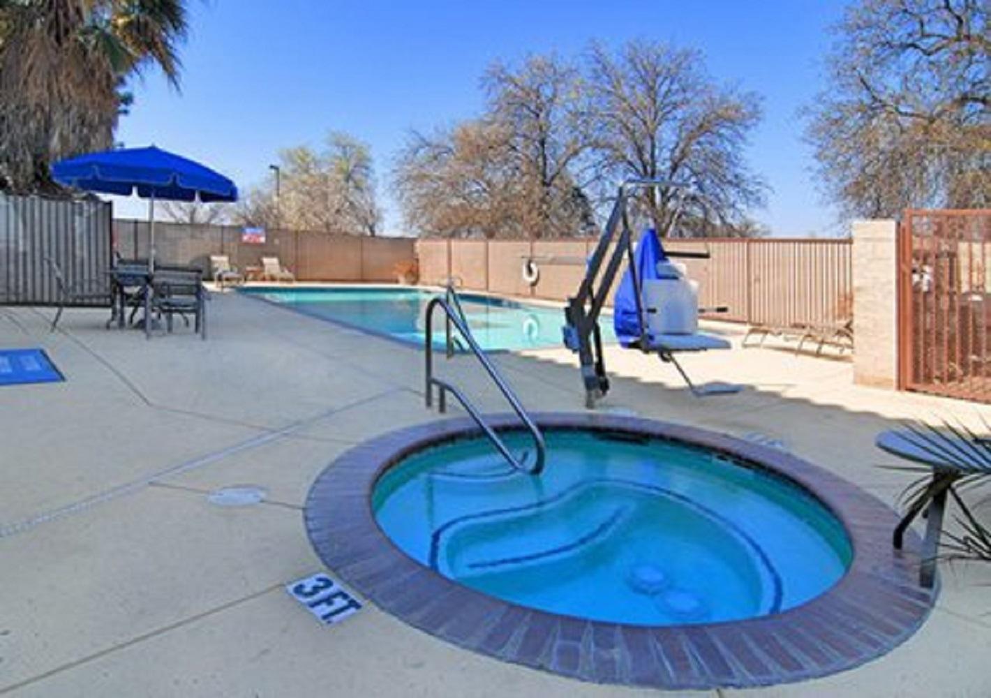 Best Western Visalia Hotel Eksteriør bilde