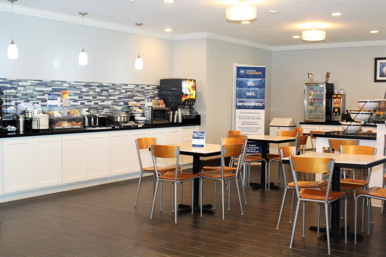 Best Western Visalia Hotel Eksteriør bilde