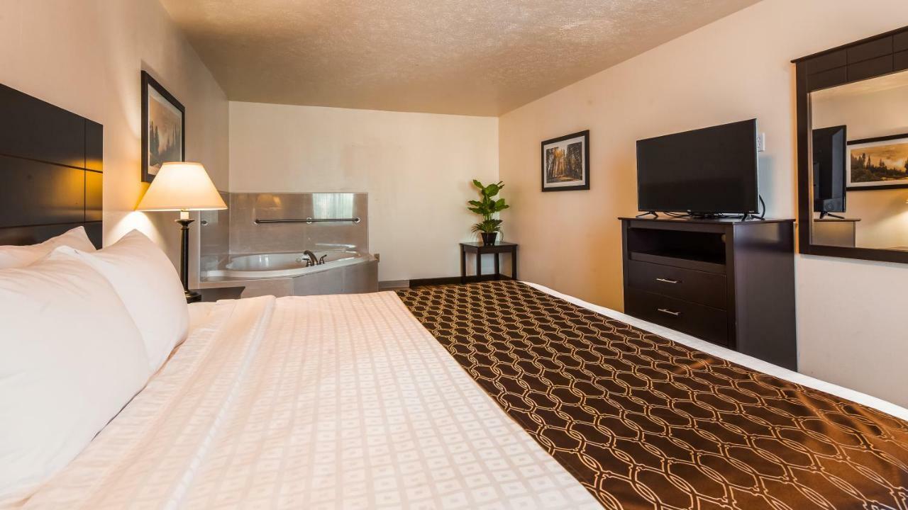 Best Western Visalia Hotel Eksteriør bilde